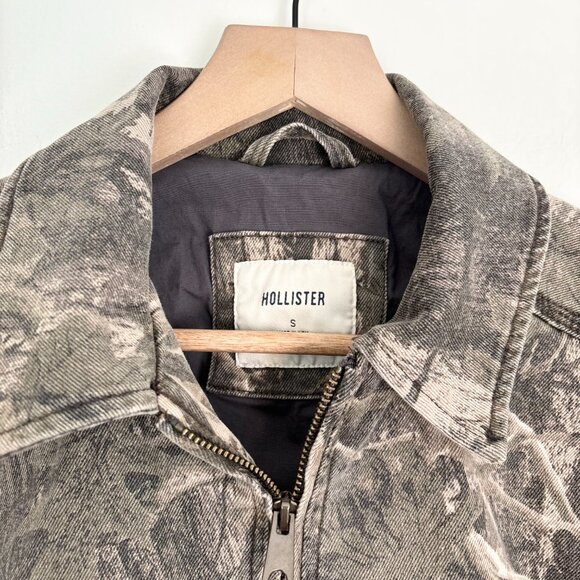 Hollister Men/Womens tree camo heavy zip up jacket size small - Picture 2 of 5